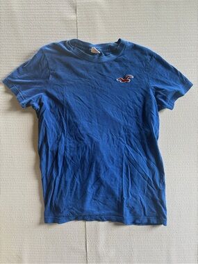 Hollister Men's Deep Blue Short Sleeve Logo Tee